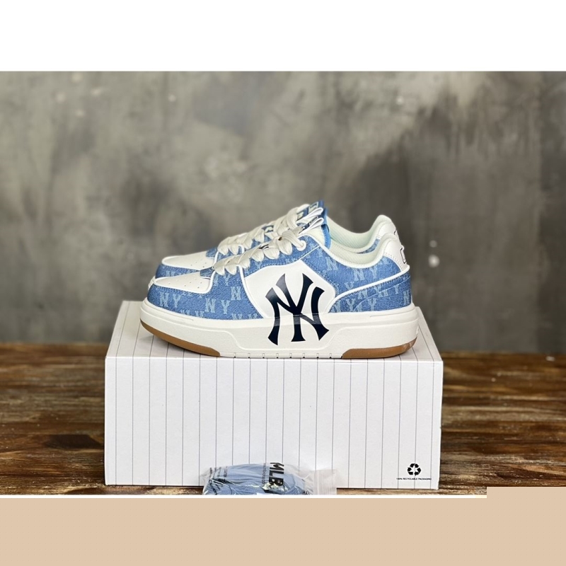 G*u*i sneakers